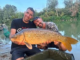 La sfida alle carpe selvatiche del Tanaro per Luca Pozzato su Pesca TV