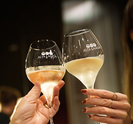 Magnum Party: ad Alba l&rsquo;aperitivo di Vinum diventa una festa