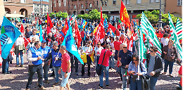 Il lavoro dignitoso al centro del corteo del Primo Maggio