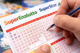 Estrazioni Lotto, SuperEnalotto e 10eLotto di sabato 2 maggio 2026: tutti i numeri vincenti e jackpot aggiornato