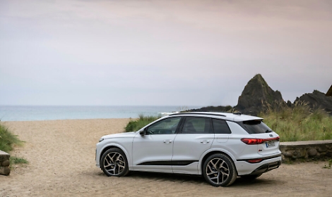 Audi Q e tron quattro