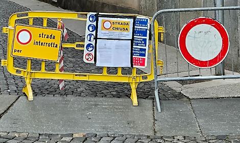 strada interrotta per lavori