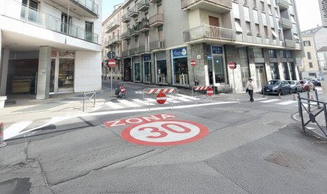 Ipotetica zona 30 in via Fontana