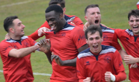 Kevin Kankam, il gigante buono del gol: doppietta dopo il lutto, la Pro Villafranca vince e si stringe come una famiglia