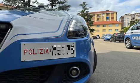 Denuncia il furto dello zaino dalla sua auto ma viene denunciato perch&eacute; l'auto risulta rubata