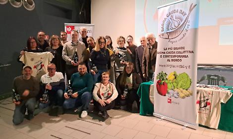 Bagna Cauda Day, premiati i 12 locali pi&ugrave; votati e le scuole che hanno aderito a "Bagna alla lavagna"