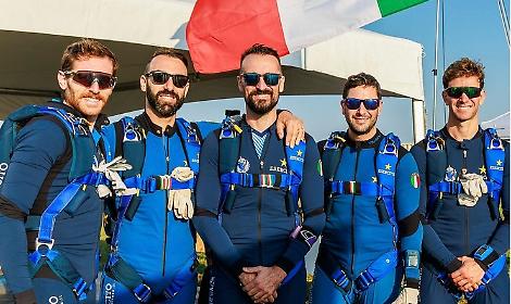 Team Esercito argento ai Wind Games