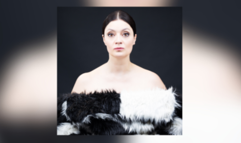 Quel &ldquo;viaggio nervoso&rdquo; che ripensa la formula del variet&agrave;