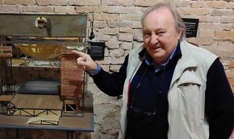 "Paolo Bernardi, 63 anni dopo": viaggio tra scene, dipinti e bozzetti