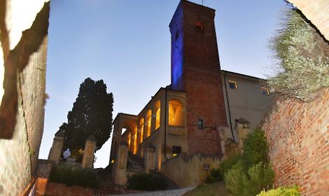 Marzo al castello di Cisterna: incontri su pace, futuro e tradizioni