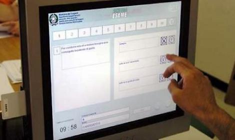 Patenti: sala esami inagibile per la muffa da umidit&agrave;