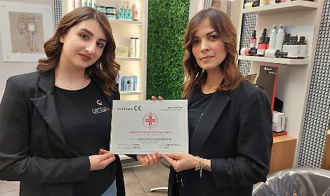 ValenD propone protesi capillari su misura per ritrovare il sorriso