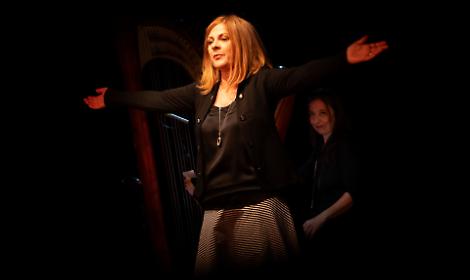 Marina Massironi in scena al Teatro Alfieri di Asti