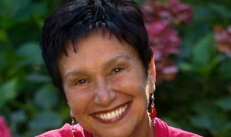 Trasformare la lettura in pubblico in una performance coinvolgente: a lezione da Liliana Fantini