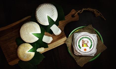 A Roccaverano la primavera ha il sapore del caprino DOP