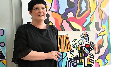&ldquo;Lo specchio dell&rsquo;anima&rdquo;: il colore protagonista nelle opere di Narcisa Lungu