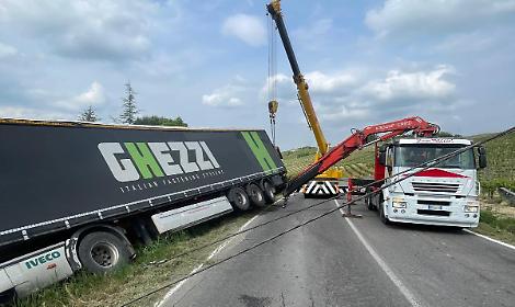 Rimozione dal Gruppo Freccia del mezzo pesante ribaltato tra Nizza e Bazzana