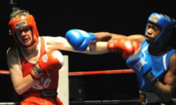 Inamovibili vecchi merletti: cambiare tutto per non cambiare niente