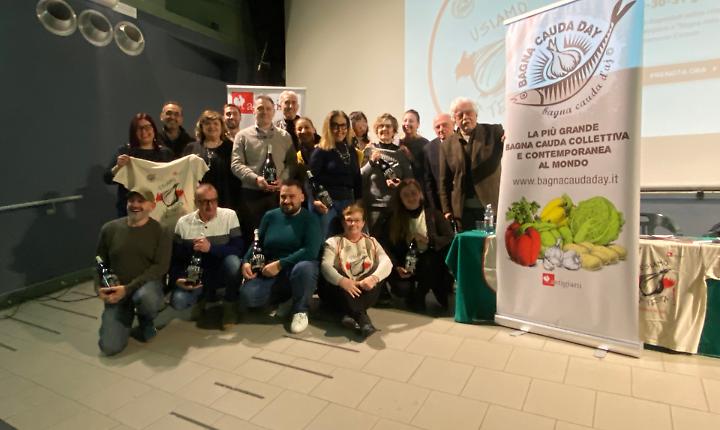 Bagna Cauda Day, premiati i 12 locali pi&ugrave; votati e le scuole che hanno aderito a "Bagna alla lavagna"