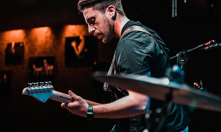 Rubin Red in concerto al Basti Birra & Brace di Asti: power rock tra Hendrix e blues, venerd&igrave; 6 febbraio alle 21