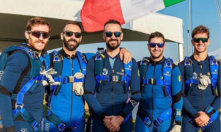 Team Esercito argento ai Wind Games