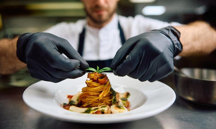Cuochi e pasticceri uniti per salire quel "gradino in pi&ugrave;" della ristorazione astigiana