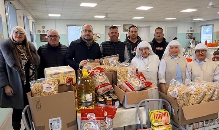 I giostrai alla mensa dei poveri