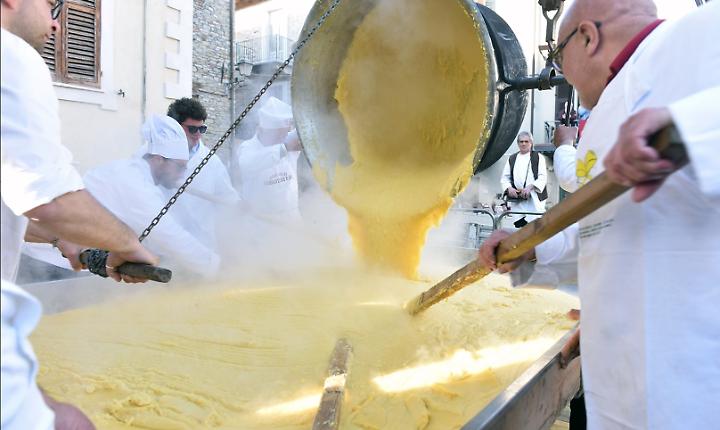 Arriva il Polentonissimo a Monastero Bormida