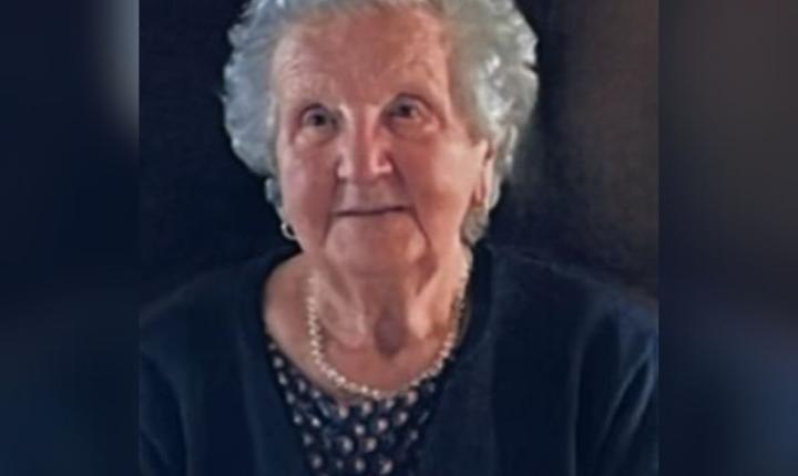 Addio a Carla Gonella, storica bottegaia dell'Annunziata