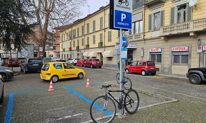 Asti, citt&agrave; delle piste ciclabili, ma senza biciclette: il paradosso del bike sharing