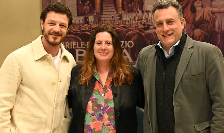 &laquo;Andrea Bosca e Fotin&igrave; Peluso sembravano usciti dalla penna di Alessia Gazzola&raquo;