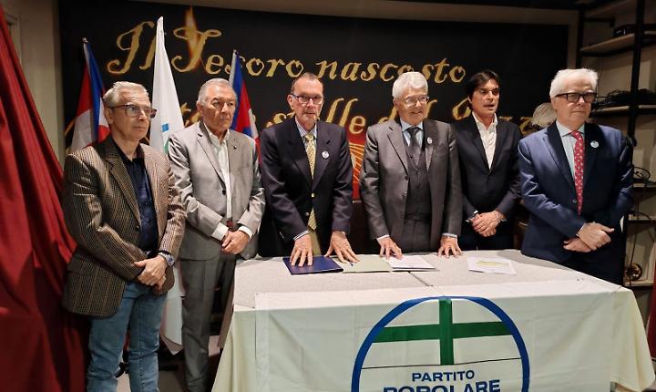 Partito Popolare del Nord ad Asti: Castelli rilancia il federalismo e lancia la sfida per il 2027