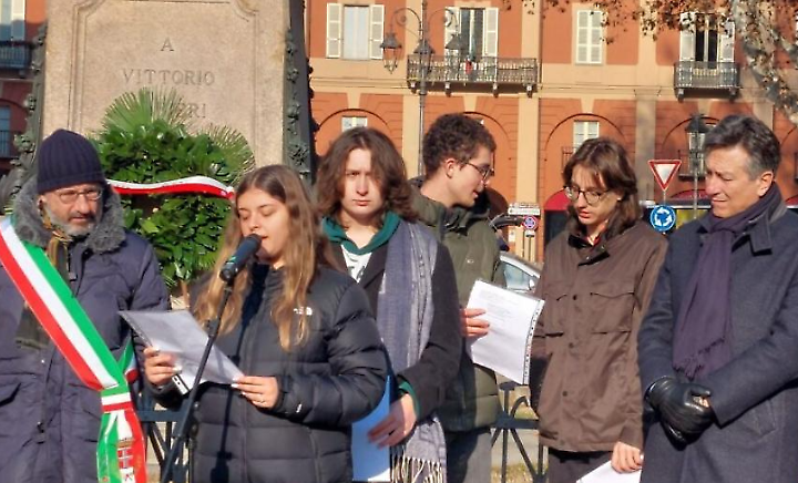 Asti rende omaggio a Vittorio Alfieri: cerimonia con gli studenti e concerto