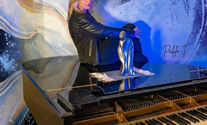 Anna Dari: &laquo;Nel mio nuovo brano la consapevolezza di una raggiunta serenit&agrave;&raquo;