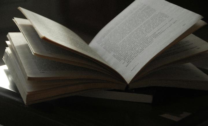 Al Cafelait di Asti la presentazione di &ldquo;Parole esuli, nel Tempo&rdquo; di Nicol&ograve; Maggio