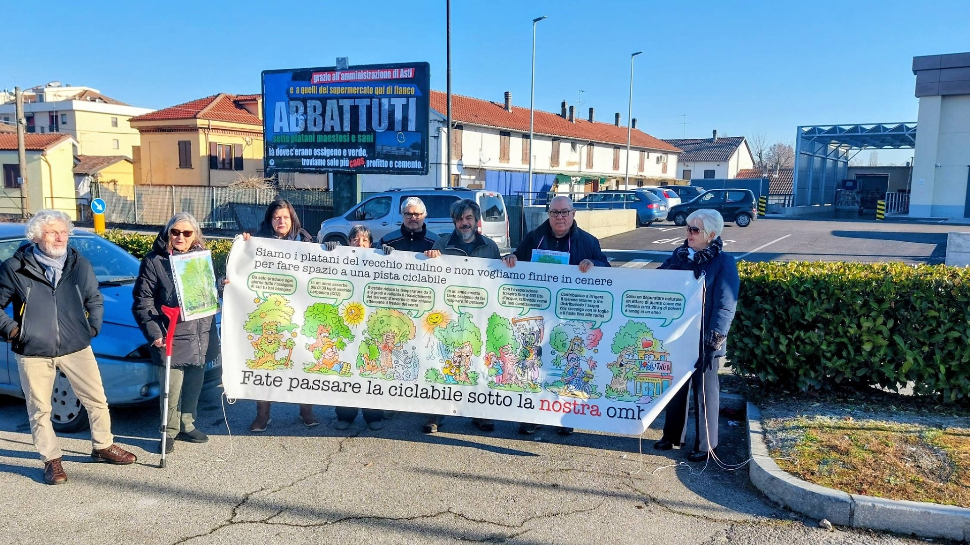 Flash mob per ricordare i sette platani di corso Savona