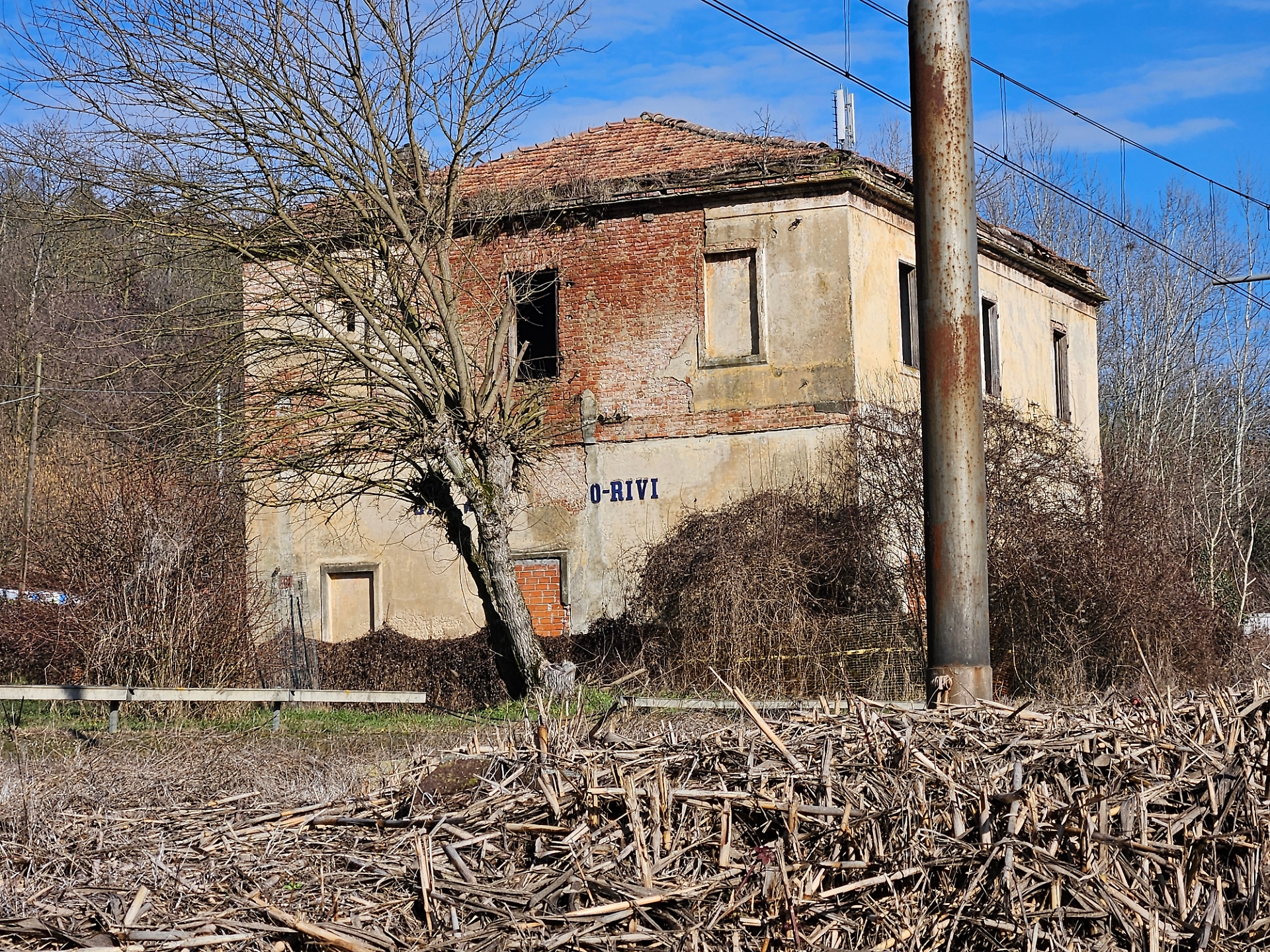 La stazione abbandonata di San Marzanotto Rivi