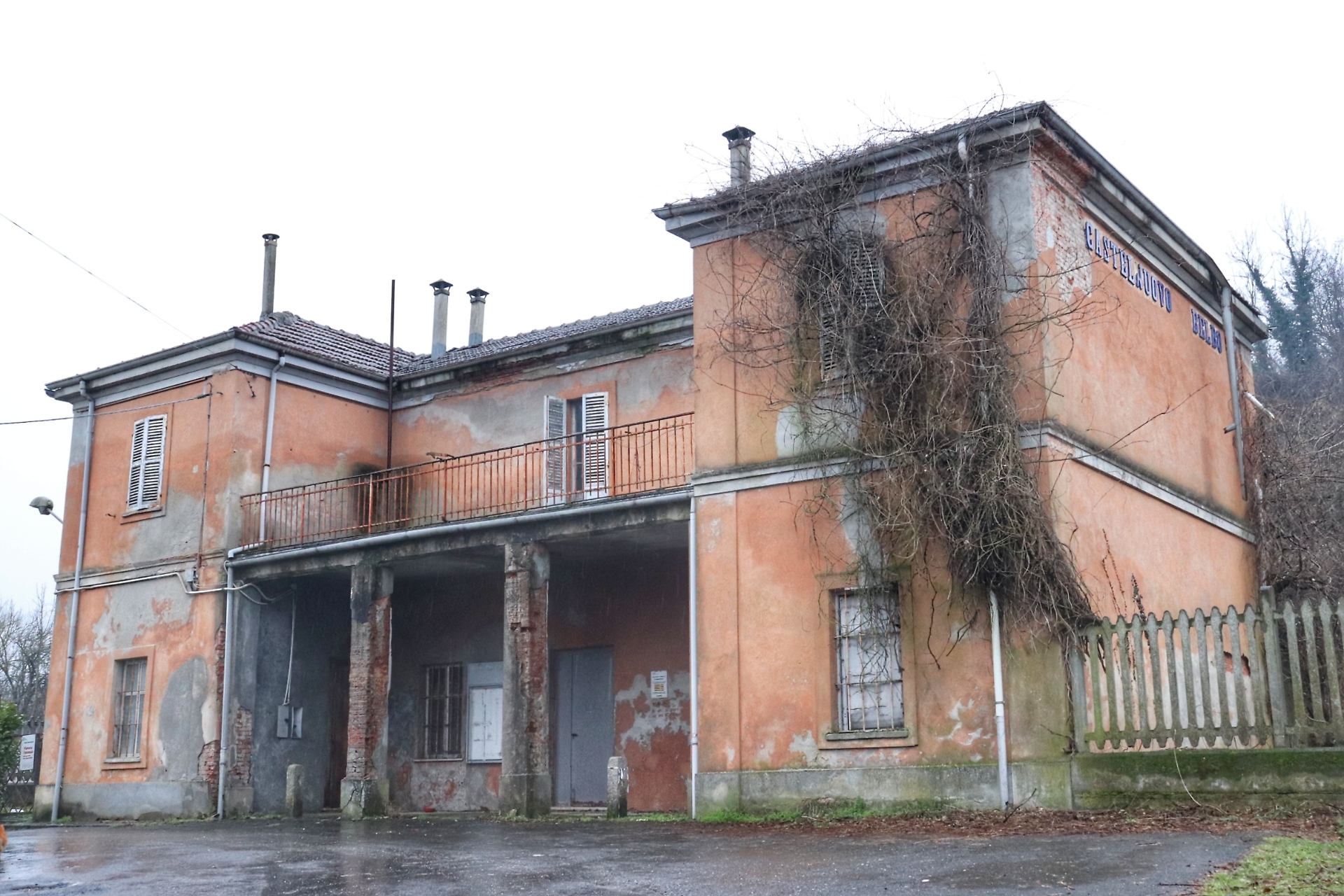 La stazione di Castelnuovo Belbo