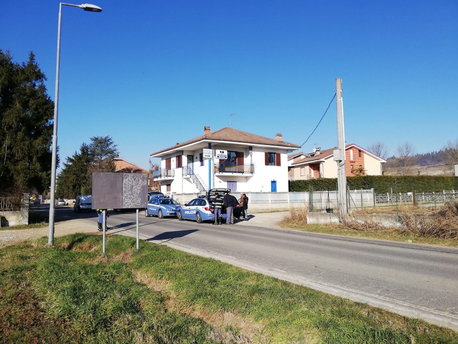 Costigliole d'Asti, incidente stradale al Boglietto, perde la vita un 48enne forse per un malore Costigliole d'Asti, incidente stradale al Boglietto, perde la vita un 48enne forse per un malore