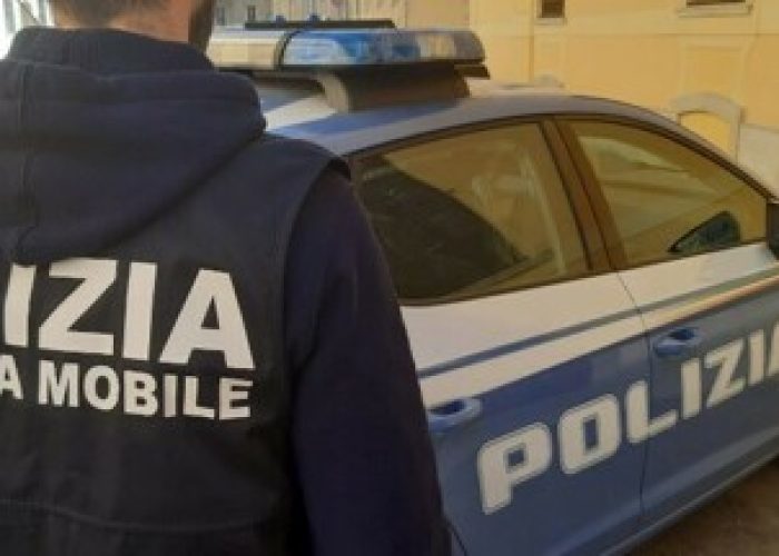 Squadra Mobile Violenza sessuale aggravata Arresto