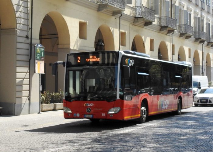 variazioni bus per chiusura piazza Alfieri per Palio