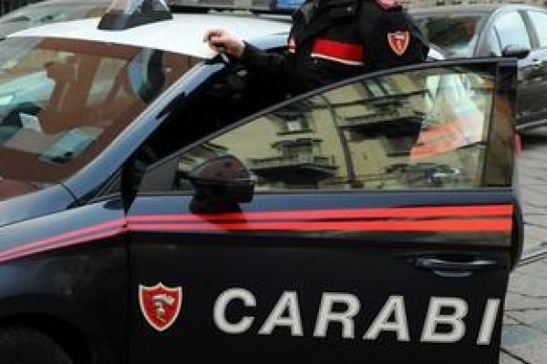 4744472_0922_carabinieri_16