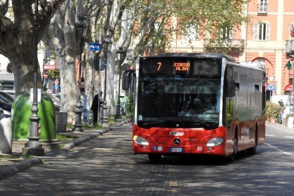 variazioni bus e navetta Magico Paese Natale