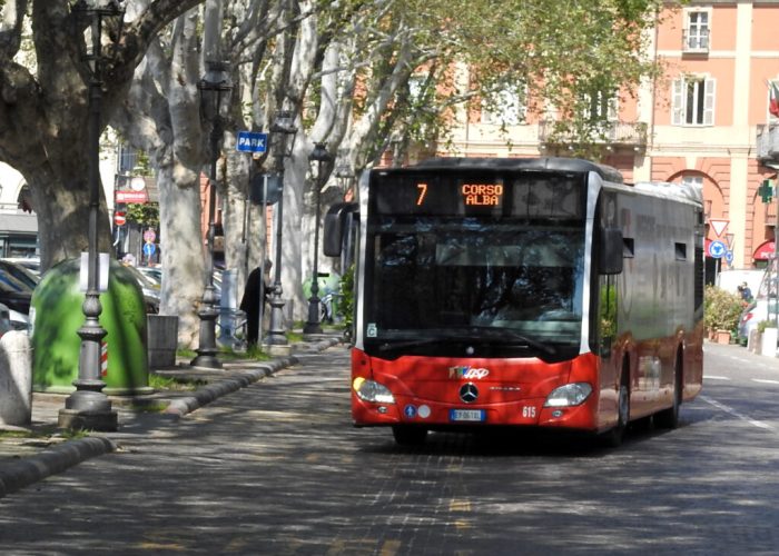 variazioni bus e navetta Magico Paese Natale