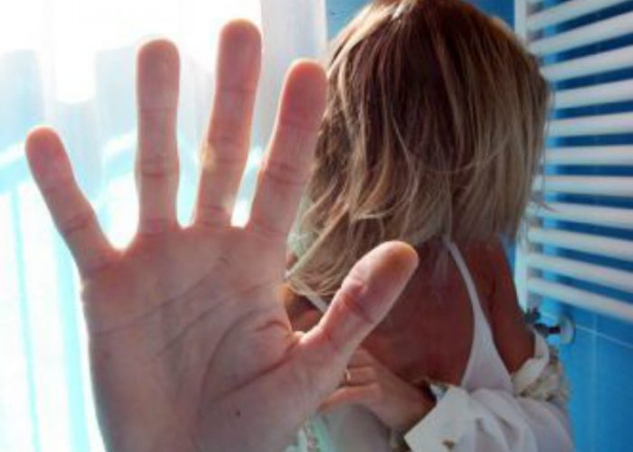 50enne di Castelnuovo Don Bosco arrestato per stalking, lesioni e minaccia