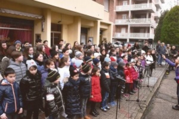 Asti-Valance: il gemellaggio passa attraverso le note