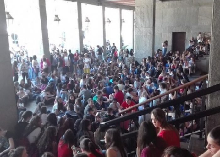 Asti: il corteo di protesta degli studenti del Monti