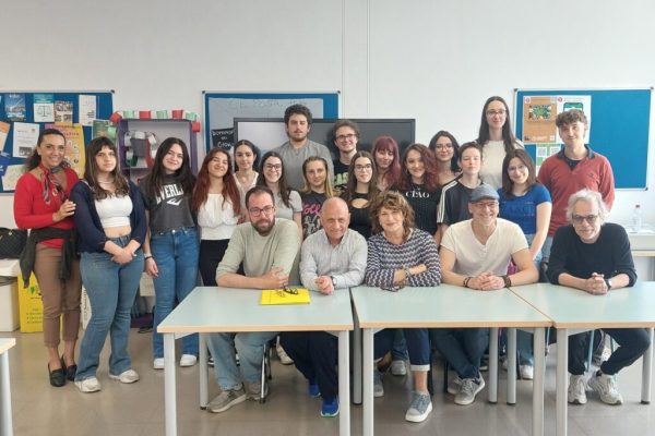 Astiteatro progetto studenti con detenuto Cosimo