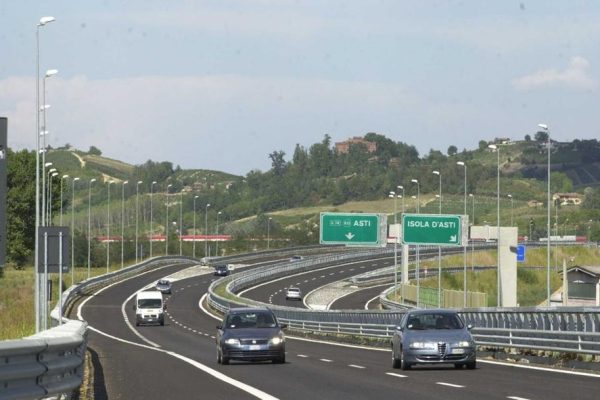 Un tratto dell'autostrada Asti-Cuneo