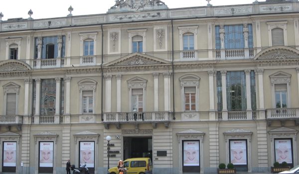 La sede della Cassa di Risparmio di Asti